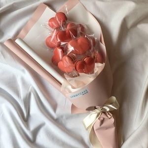 Meet your Posher, Yenvy